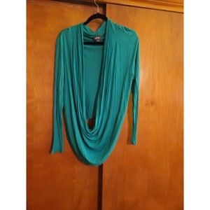 Scoop Neck Long Sleeve Shirt